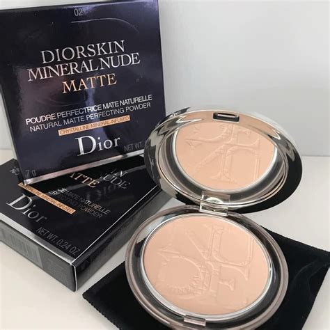 Diorskin Mineral Nude Matte Perfecting Powder Reviews 2024